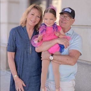 Meet your Posher, Debbie